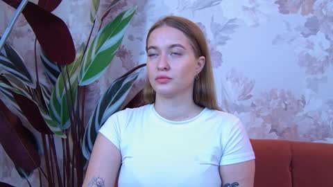 evahariss1 online show from 29, 9, 2025