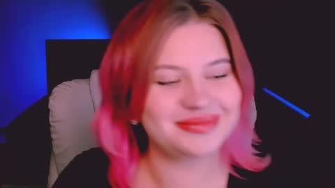 Snapshot of evaharve chatting on 12, 9, 2025 Eva online show from 12, 9, 2025