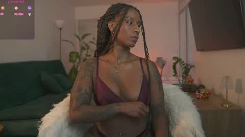 evajacksss_ online show from 20, 5, 2026