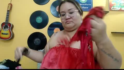 Snapshot of evaleribigtits18 chatting on 9, 3, 2025 evale online show from 9, 3, 2025
