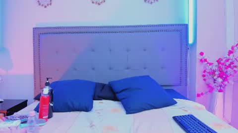 Snapshot of evaloviaa_ chatting on 18, 6, 2026 Eva online show from 18, 6, 2026