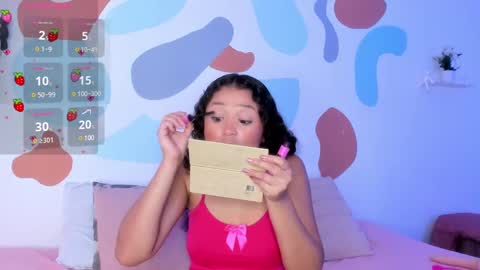 Snapshot of evalunna__ chatting on 11, 3, 2025  Eva Luna online show from 11, 3, 2025