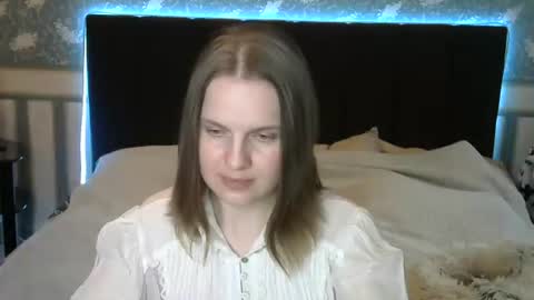 evamoon7 online show from 12, 5, 2026