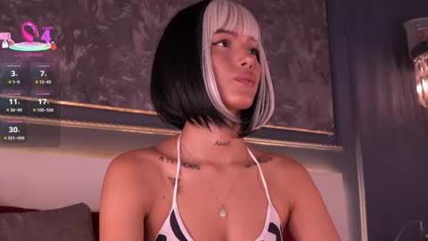 Snapshot of evamoretti chatting on 11, 10, 2025 Eva Moretti online show from 11, 10, 2025