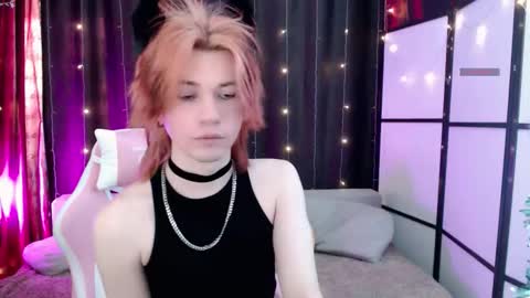 Snapshot of evan_reinhart chatting on 5, 2, 2026 evan_reinhart online show from 5, 2, 2026