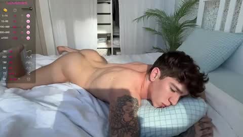 evan_white_ online show from 9, 9, 2025