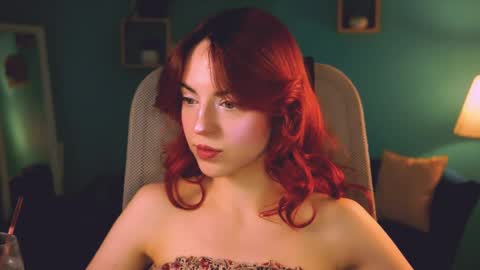 Snapshot of evanellson chatting on 17, 4, 2026 Eva online show from 17, 4, 2026