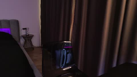 Snapshot of evanew_ chatting on 14, 7, 2026 Eva online show from 14, 7, 2026