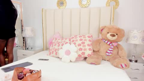 evangelin_ts online show from 16, 1, 2026