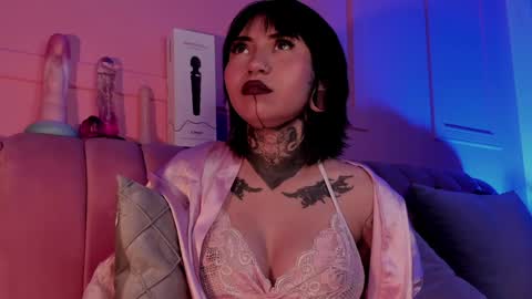 Eva online show from 1, 2, 2025