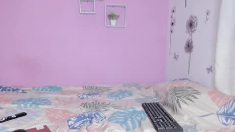 evangeline_mos online show from 16, 12, 2025