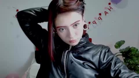 Evanssa lx online show from 17, 9, 2025