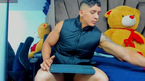 Snapshot of evansstorm01 chatting on 4, 3, 2025   online show from 4, 3, 2025
