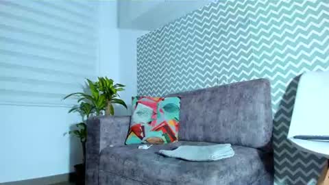 evapalmer_1 online show from 25, 7, 2026