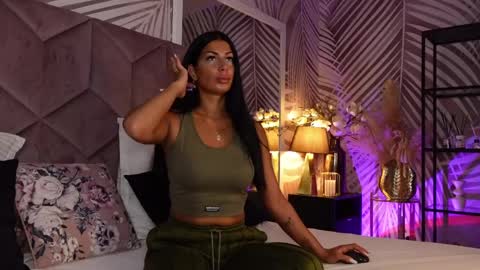 EvaRhea online show from 12, 5, 2026