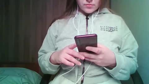 evasapples2026 online show from 10, 5, 2026