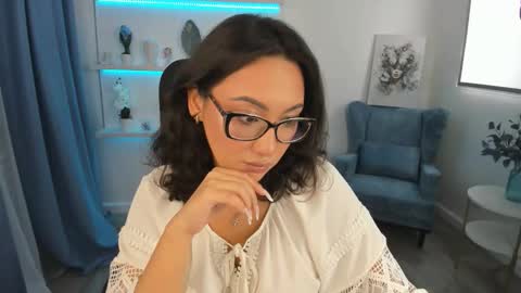 Snapshot of evasarazardje chatting on 6, 10, 2025 evasarazardje online show from 6, 10, 2025