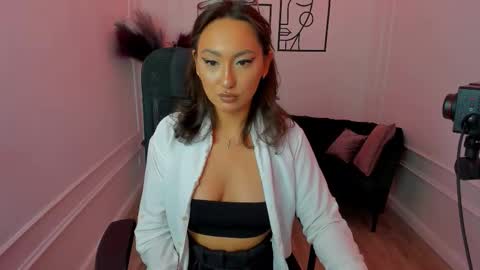 Snapshot of evasarazardje chatting on 10, 10, 2025 evasarazardje online show from 10, 10, 2025