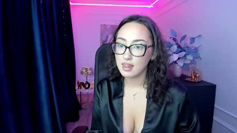 Snapshot of evasarazardje chatting on 18, 11, 2025 evasarazardje online show from 18, 11, 2025