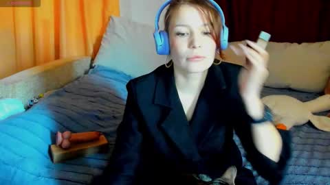 Snapshot of evasunshine18 chatting on 5, 3, 2026 Eva online show from 5, 3, 2026