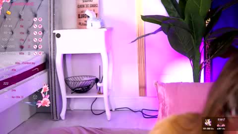 Snapshot of evawarenn chatting on 6, 10, 2025 Carolina online show from 6, 10, 2025