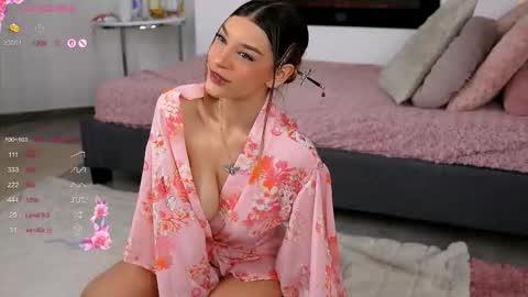 Snapshot of evawarenn chatting on 15, 11, 2025 Carolina online show from 15, 11, 2025