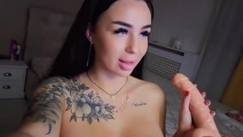 Snapshot of evaxrose chatting on 26, 9, 2025 Eva online show from 26, 9, 2025