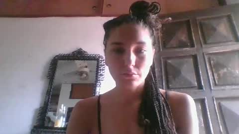 eve435731 online show from 3, 3, 2025