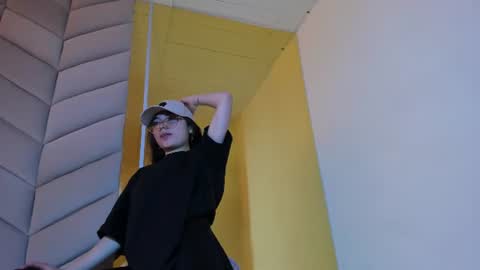 Snapshot of eve_aura chatting on 6, 7, 2026 Eve Aura online show from 6, 7, 2026