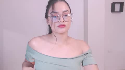 Snapshot of eve_rox18 chatting on 14, 1, 2026 Eve Rox18 online show from 14, 1, 2026