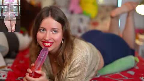 Evechuuu online show from 17, 9, 2025