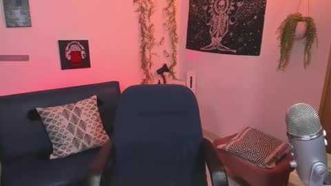 Eve Jane  online show from 9, 10, 2025