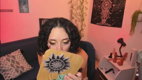 Eve Jane  online show from 11, 11, 2025