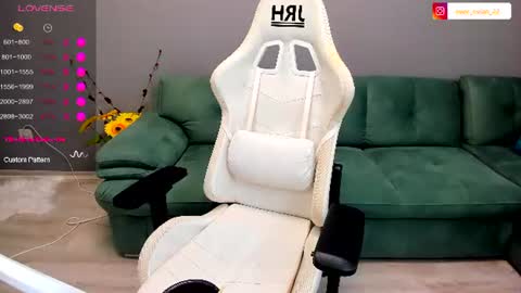 eveeevian online show from 21, 6, 2026