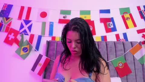 evelin__thompsson online show from 11, 7, 2026
