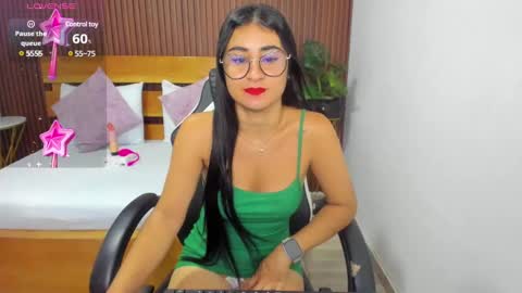 Snapshot of evelin_leroy chatting on 7, 3, 2025 BELLA online show from 7, 3, 2025