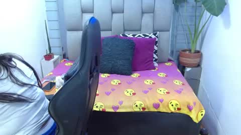 evelin zaens online show from 14, 7, 2026