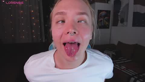 Eva online show from 22, 12, 2024