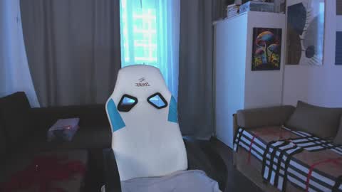 Eva online show from 17, 2, 2025