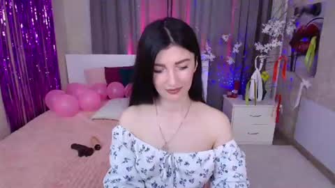 Snapshot of evelingills chatting on 28, 6, 2026 Evelin online show from 28, 6, 2026