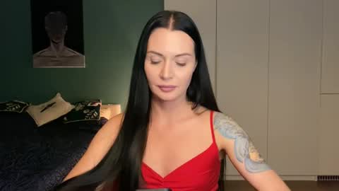 Snapshot of evelingoddess chatting on 7, 10, 2025 your Love online show from 7, 10, 2025