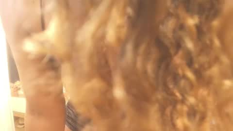 DAYANITA online show from 15, 5, 2026