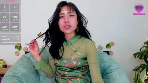 Snapshot of evelyn_chelle chatting on 25, 12, 2024 Im Eve or Chelle Next Stream 191224 online show from 25, 12, 2024