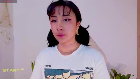 Snapshot of evelyn_chelle chatting on 26, 1, 2025 Im Eve or Chelle Next Stream 191224 online show from 26, 1, 2025