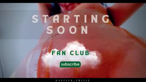 Snapshot of evelyn_chelle chatting on 16, 9, 2025 Im Eve or Chelle Next Stream 191224 online show from 16, 9, 2025