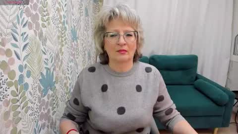 Evelyn online show from 9, 1, 2026