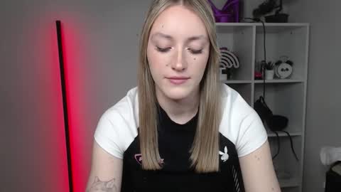 evelynblond online show from 11, 3, 2026