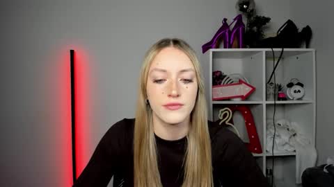 evelynblond online show from 28, 4, 2026