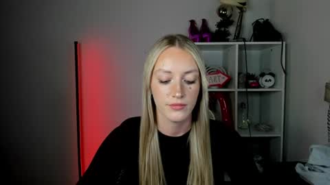 evelynblond online show from 22, 6, 2026