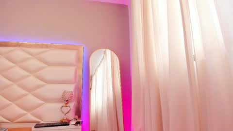 Evelyn Delicous Ebony online show from 23, 3, 2026